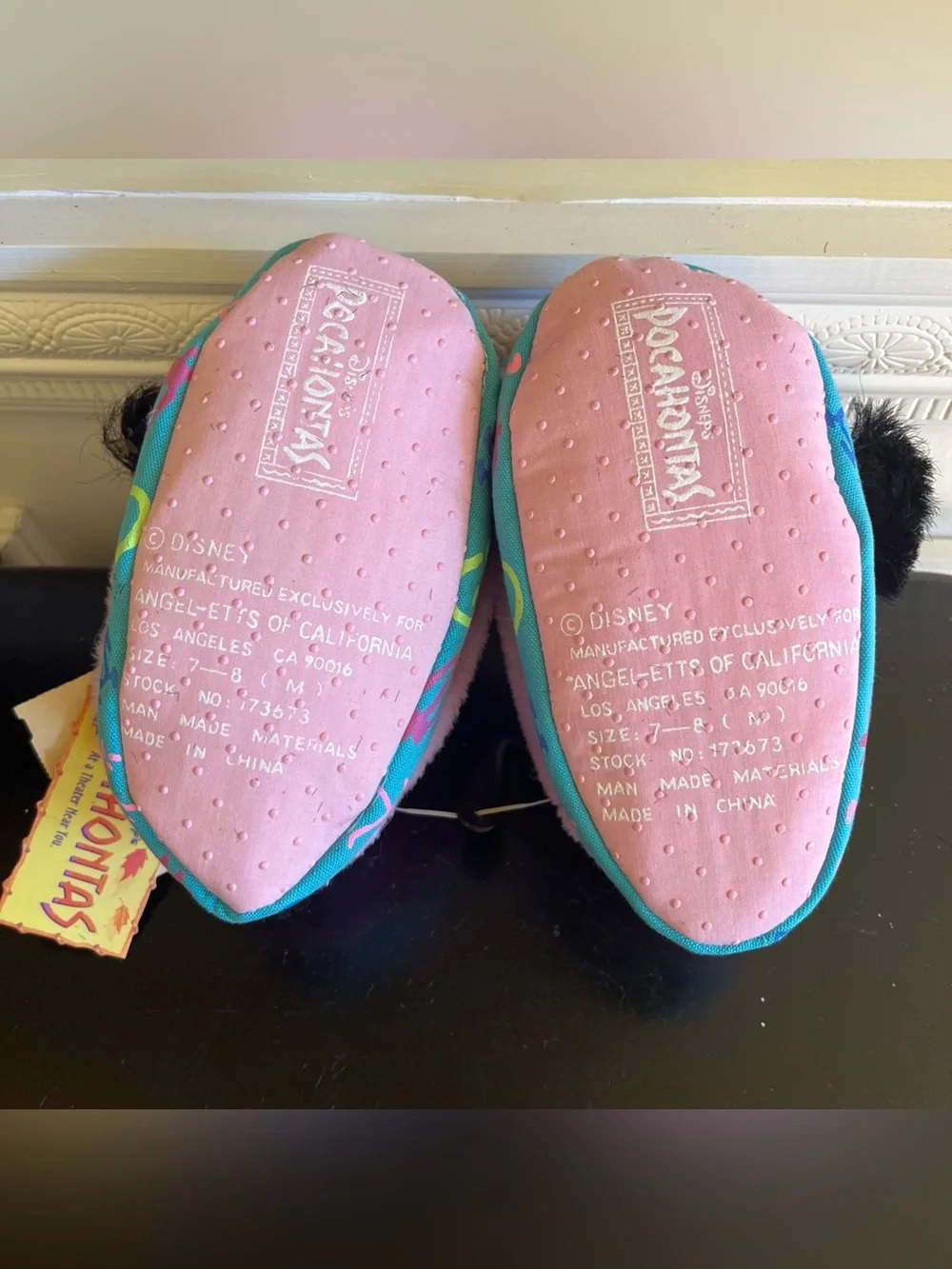 Vintage 90s NWT Disneys Pocahontas toddler Slippers size 7-8